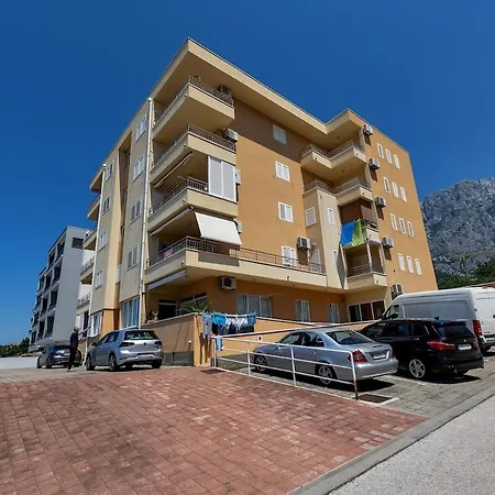 Mar Y Sol Apartment Makarska